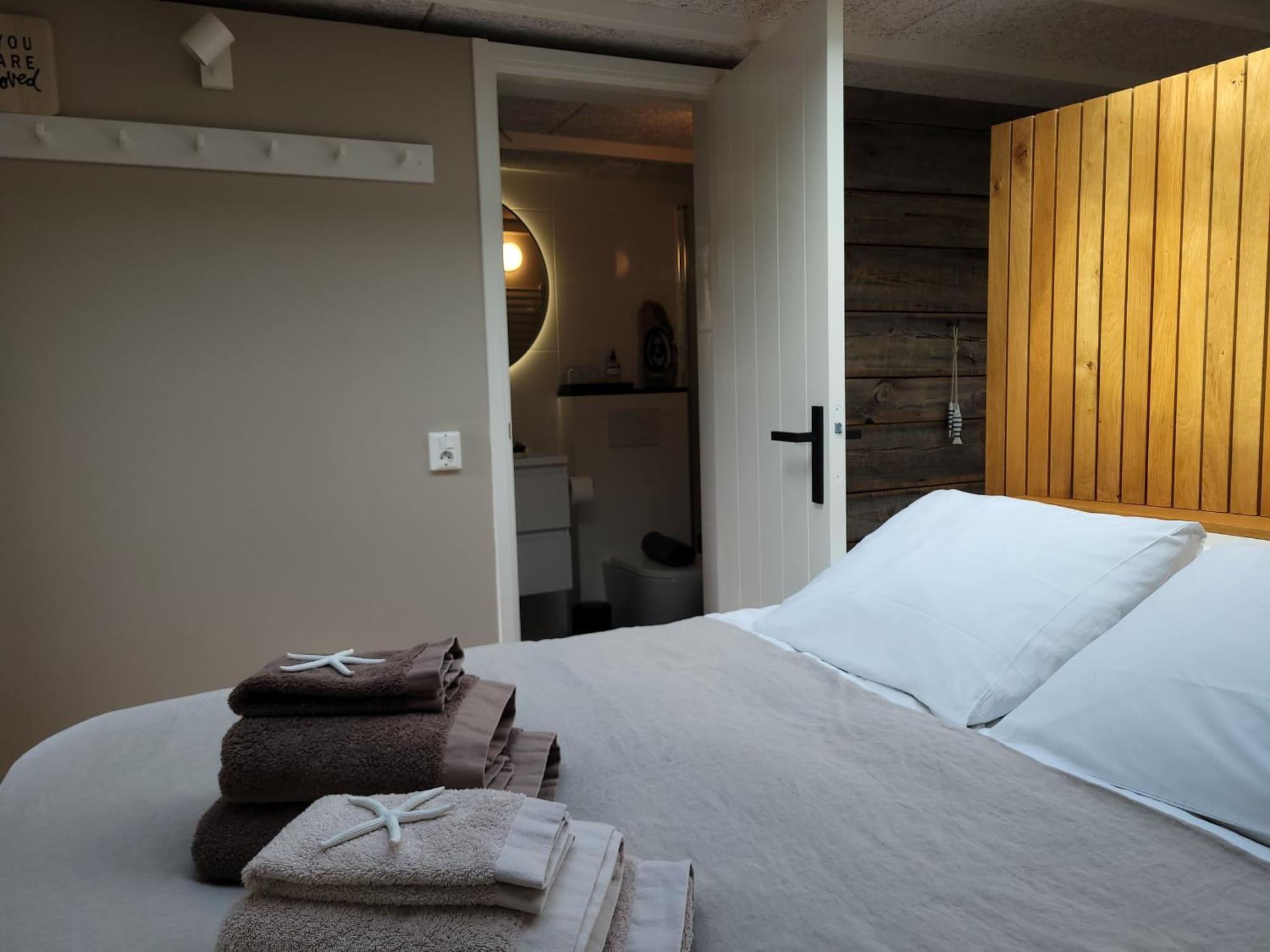 Tiny Villa De Haas Met Infraroodsauna Egmond aan Zee Exteriör bild