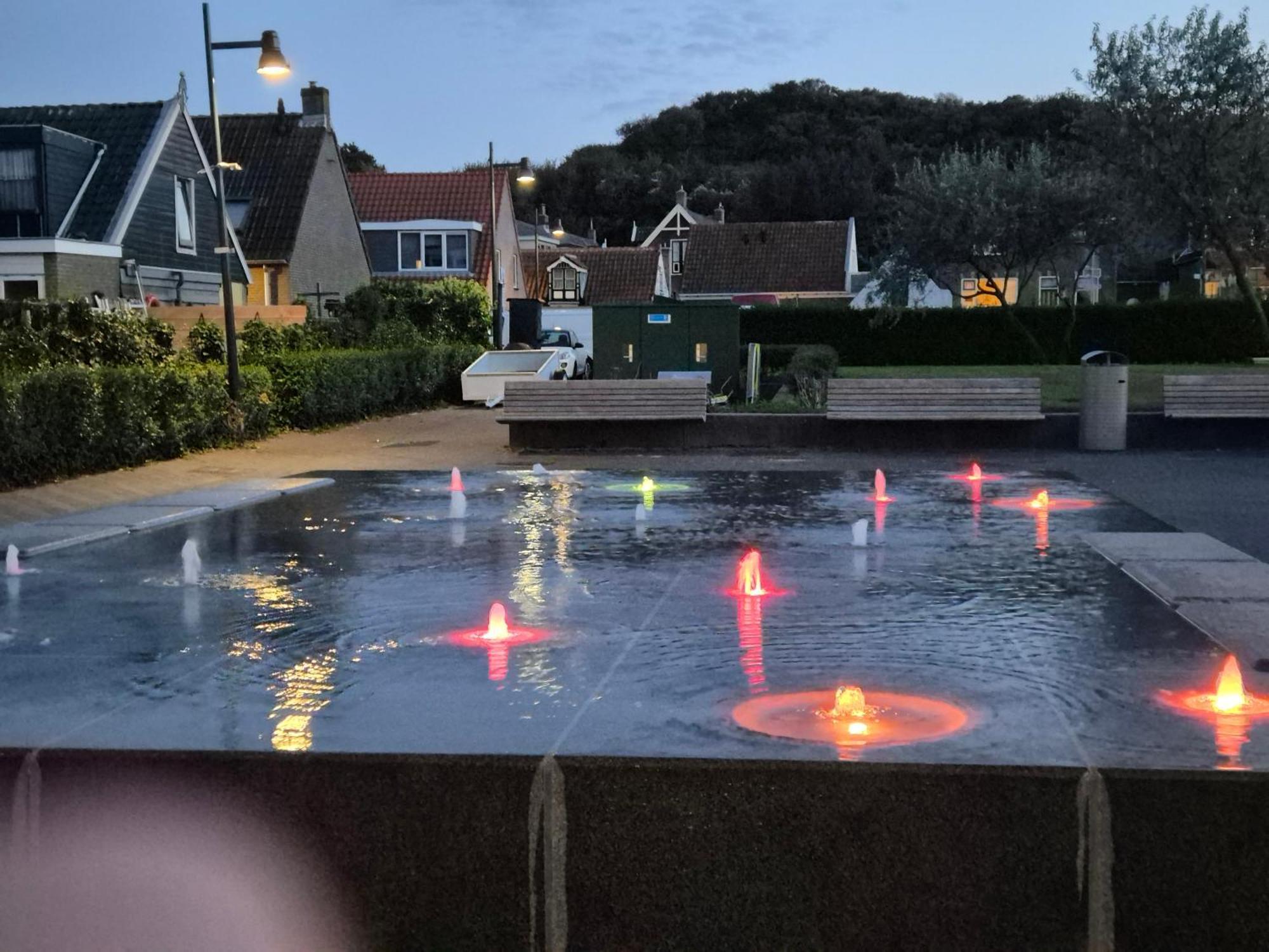 Tiny Villa De Haas Met Infraroodsauna Egmond aan Zee Exteriör bild